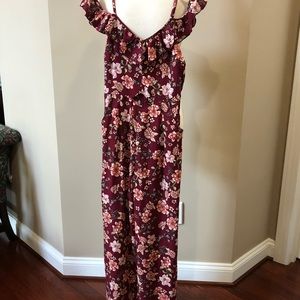 💙Xhileration size M, NWT, Jumper